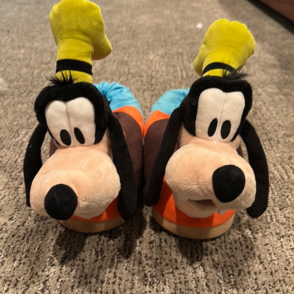 Disney and Pixar Officially Licensed Goofy Slippers